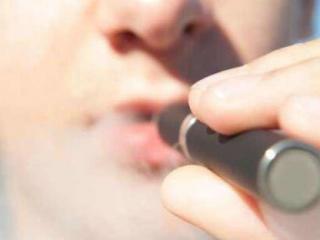 电子烟的危害大吗 揭穿电子烟的危害比真烟大的的谎言