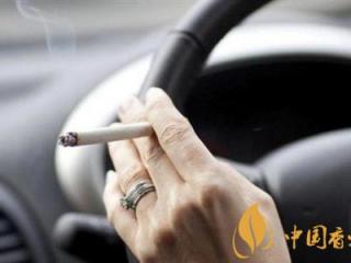 车内抽烟更易致癌，车内二手烟让车受伤